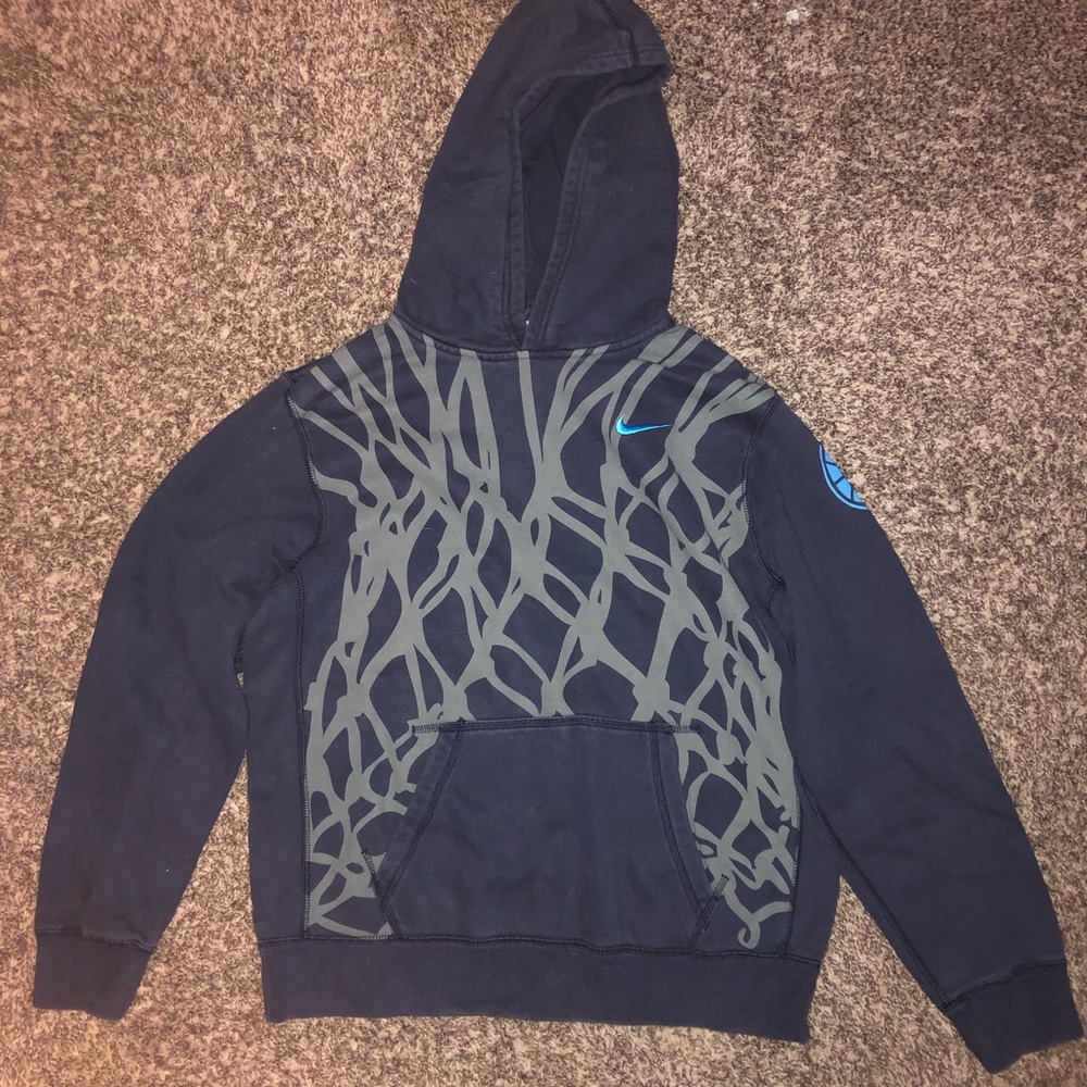 Boys Nike hoodie.